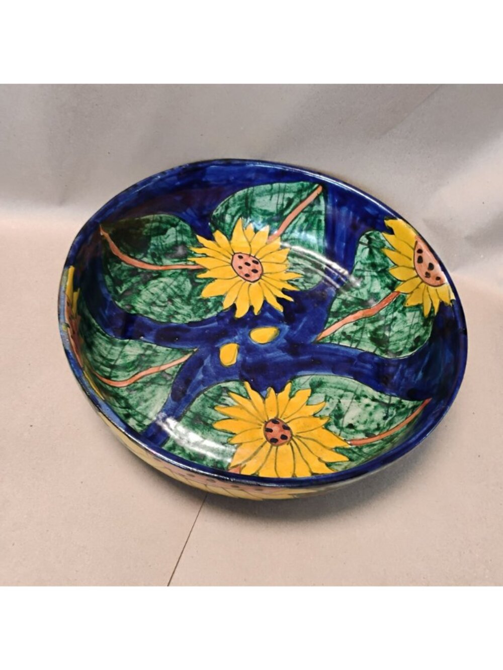 Vintage Mexican Folk Art Sunflower Serving Bowl, Hand-Painted Talavera Pottery - Picture 2 of 10